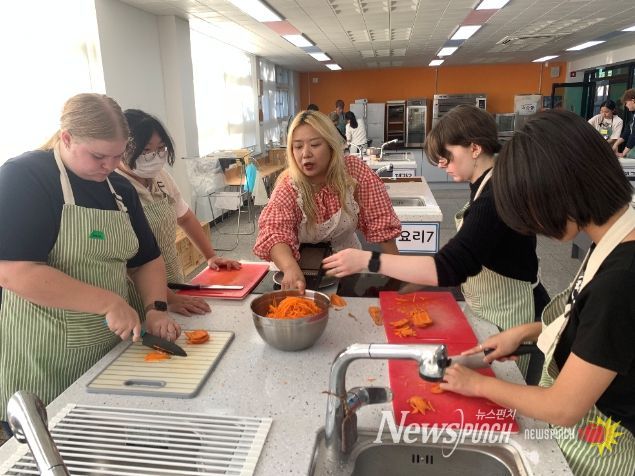 덴마크 학생들 한국 전통문화 체험
