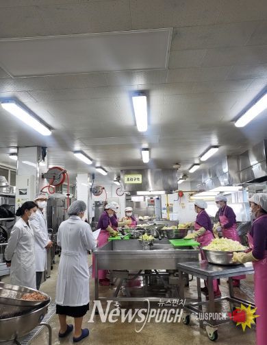 동해교육지원청, 학교급식 위생안전점검을 통한 ‘믿고 먹는 급식’ 제공