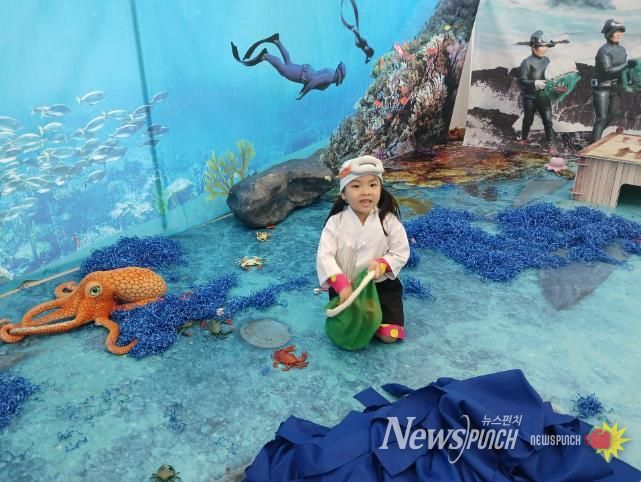 “가족과 함께 물놀이하며 더위 날려요”