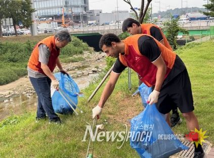 SK하이닉스, 추석맞이 ‘청주시 1사1하천 운동’ 참여