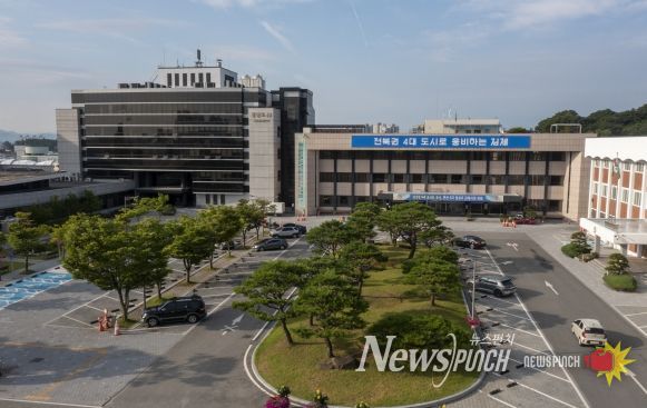 김제시 검산동 주민자치위원회, 10월 월례회의 개최하여 특색사업 추진 박차