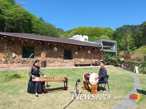 총 6편, 6월 9일(월) ~ 7월 14일(월) 매주 월요일 공개