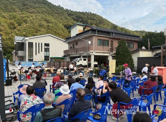 내면 평생학습동아리 작은 음악회