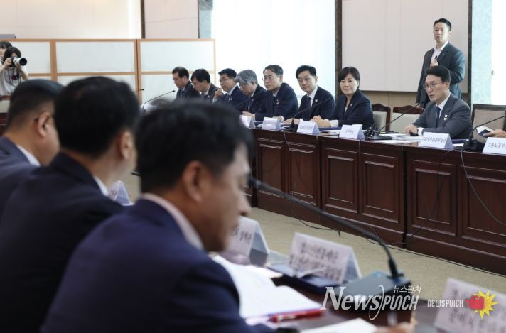 제8차 APEC 정상회의 준비위원회(국무조정실)