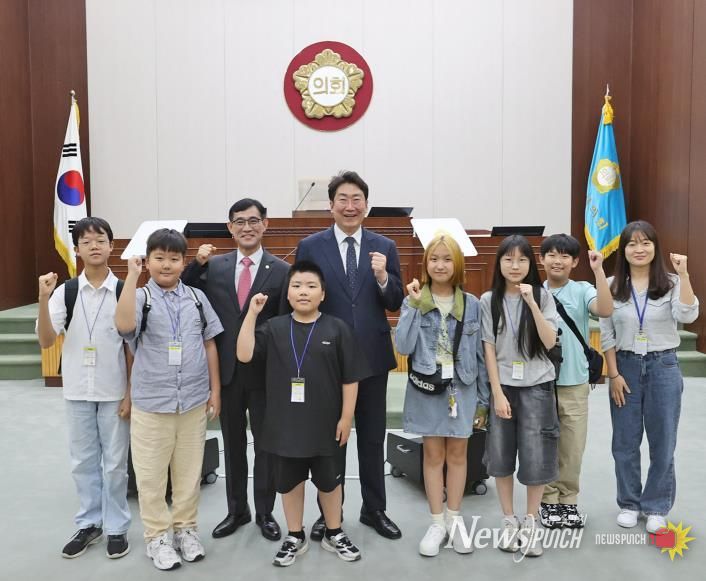 원주시청소년의회, 시의회 본회의 방청...민주주의 현장 체험