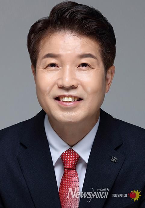 엄기호 의원 대표 발의 ‘강원특별자치도 농업인력 지원 활성화에 관한 조례 일부개정조례안’상임위 통과!