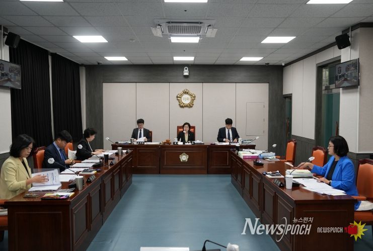 태백시의회 제286회 임시회 제1차 조례심사특별위원회