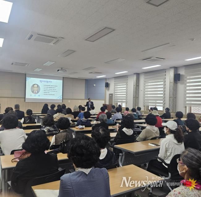 한국자유총연맹 문경시지회, 시민과 함께하는 안보 강연회 열어