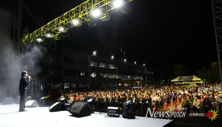 의성군, ‘2025 군민 열린음악회’ 성황리 개최