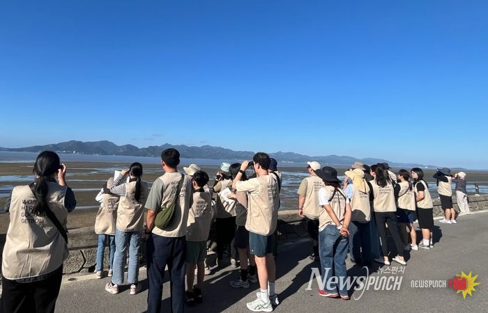 고창군, ‘고창갯벌 탐조캠프-갯벌 섬 탐험’ 성료
