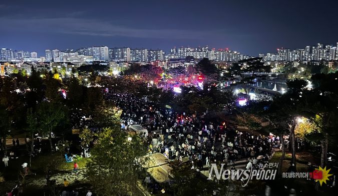 김포시는 지난 18일 한강중앙공원과 라베니체 일원에서 ‘2025 김포 라베니체 축제’를 개최했다.