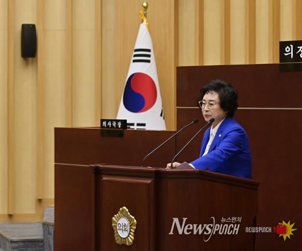 광주 서구의회 고경애 의원이 제334회 임시회 중 본회의에서 발언하고 있다. (광주 서구의회 제공)