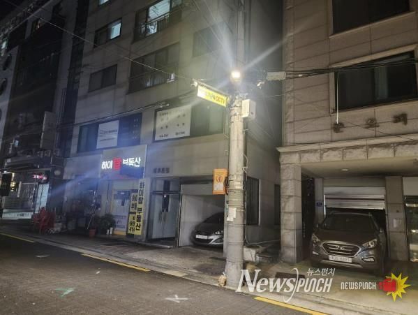 창1동 쌍리단길 일대에 설치된 스마트보안등