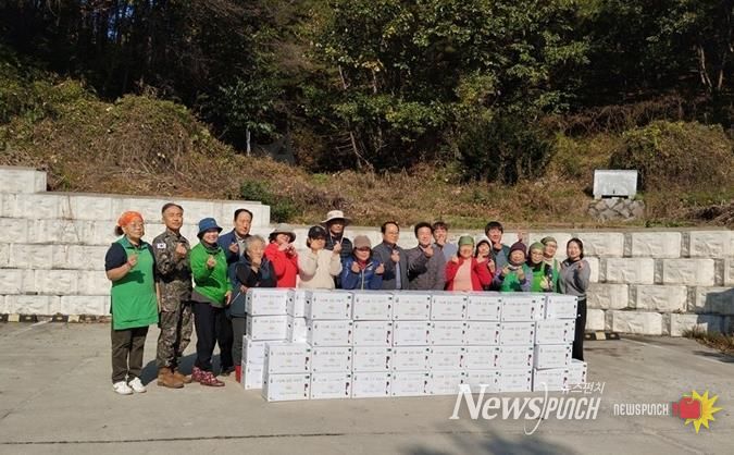 파주시 법원읍 새마을부녀회, 관내 취약계층에 사랑의 김장김치 나눔