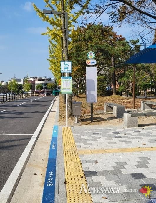 노선 연장으로 11월 1일부터 171번 버스가 정차하게 되는 안산대학교 교내 버스정류장 전경.