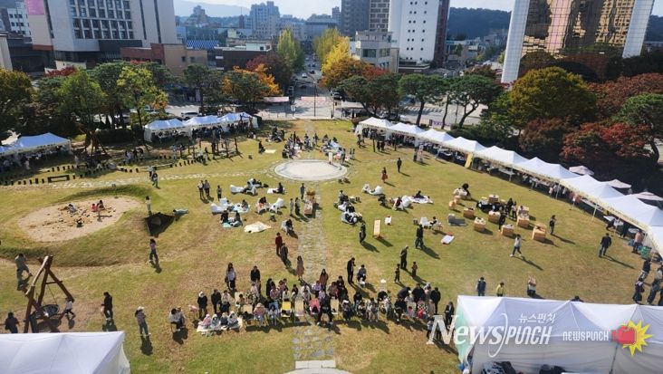 전주시 ‘책 익는 가을’ 작은도서관 연합 책축제 성료