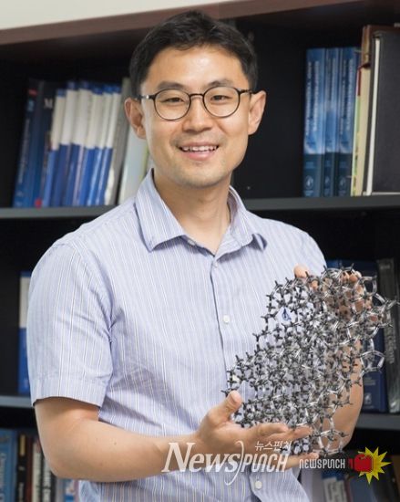 2025년 11월 수상자 최민기 교수