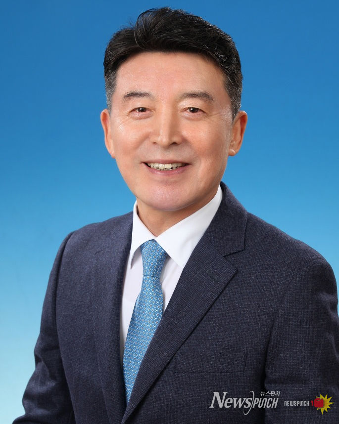 양양홀딩스(주) 현희용 회장