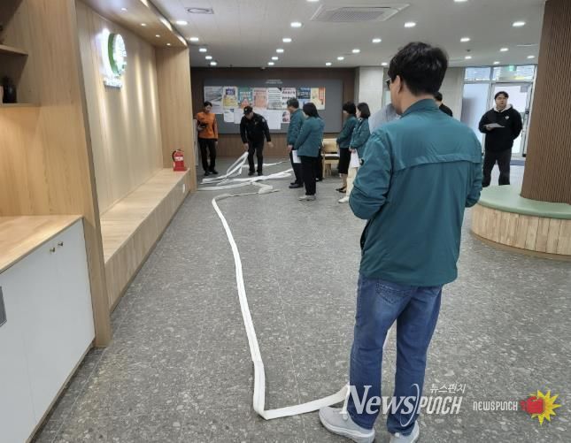 동두천시 송내동 행정복지센터, 화재 대응 역량 강화 위한 소방 합동훈련 실시