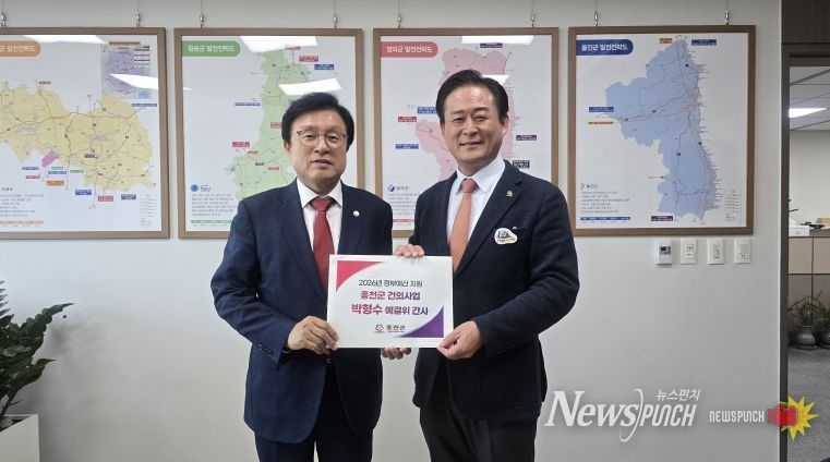 신영재 홍천군수, 예결위 간사 등 만나 내년도 국비요청