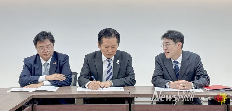 정청래 더불어민주당 대표에 지역 현안 건의