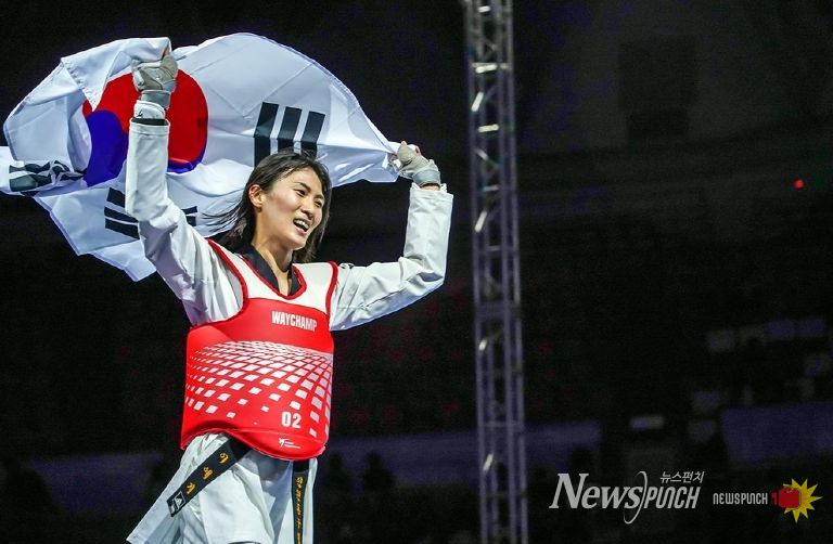 인천 동구 여자태권도팀, 연이은 금빛 행진