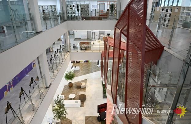 동두천시 오르빛도서관, 김슬기 작가 초청 북토크·인형극 개최