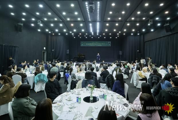아산시 사회복지행정연구회 ‘2025년 송년의 밤’ 개최