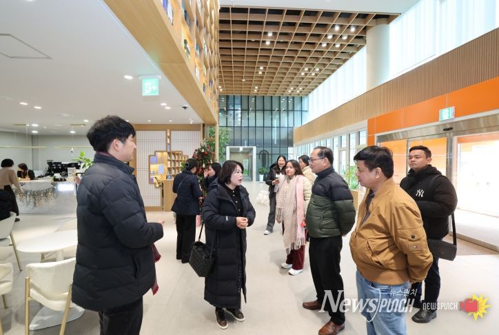 베트남 다낭시 껌례동 대표단 무주상상반디숲 방문