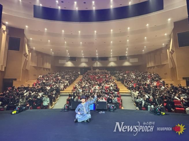 2025년 고3 힐링콘서트 For You 공연사진 – 아티스트 원슈타인과 함께