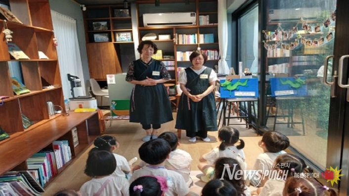 ‘아이들의 웃음 가득’ 옛이야기도서관 이야기보따리 성료