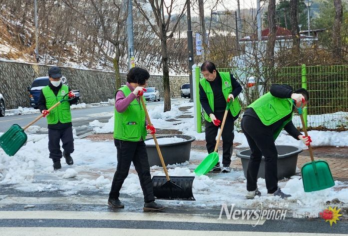 영주시, ‘내 집·내 점포 앞 눈 치우기’ 겨울철 제설·제빙 의무 강조
