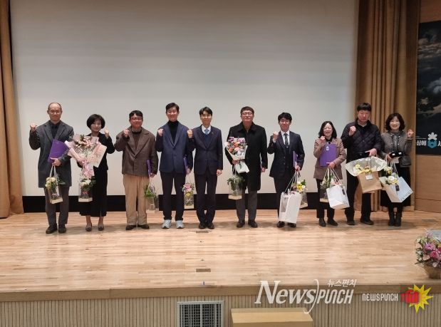 충북자치연수원, 2025 중견간부양성과정 수료식