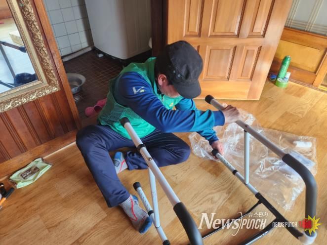 새마을지도자 하동군협의회 ‘홀몸노인 사랑잇기’ 활동