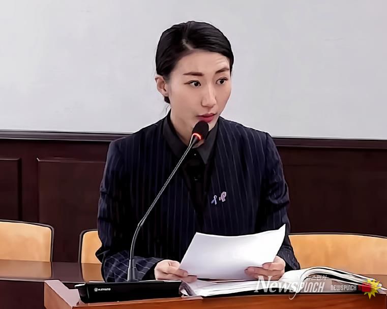 부천시의회 윤단비 의원, '악성 유튜버' 겨냥 첫 지방 조례 제정 부천시 공공장소 촬영 기준 마련
