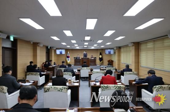 부여군의회, 제297회 정례회 마무리