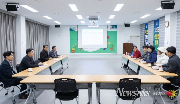 중국 최고위 농촌발전 전문가들, 청양군 푸드플랜 벤치마킹