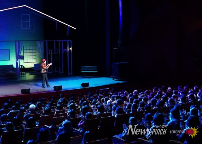 구리문화재단, 연극 <분홍립스틱> 공연 성료