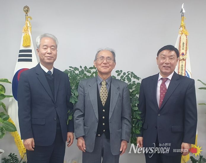 충남역사문화연구원 일본인 수집가, 한국문화유산 41점 충남에 무상 기증