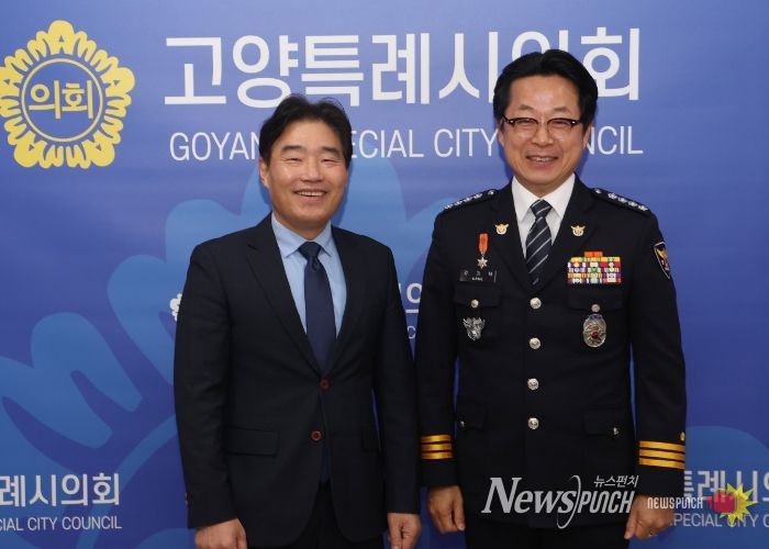 고양특례시의회 김운남 의장, 일산서부경찰서장과 대화동 원형육교 인근 보행환경 개선 방안 모색