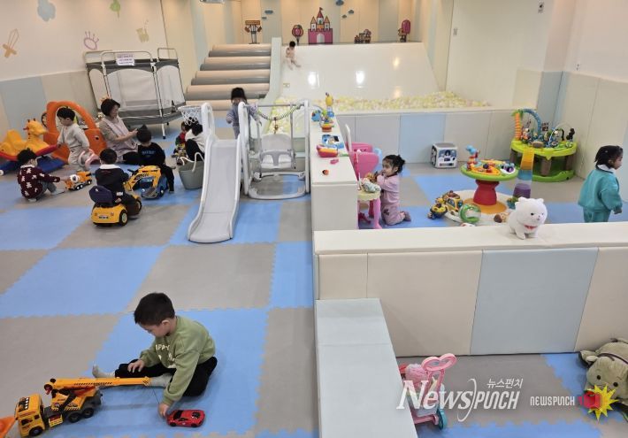 성주군, ‘아이 키우기 좋은 성주’ 실현 출산양육지원센터 운영성과 ‘톡톡’