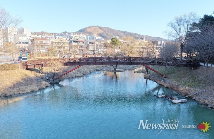 순천시 조례호수공원 목교