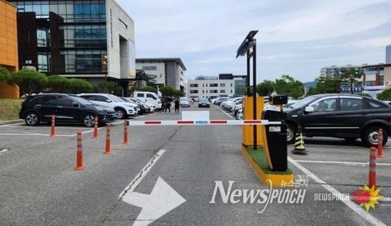 금산다락원 부설주차장