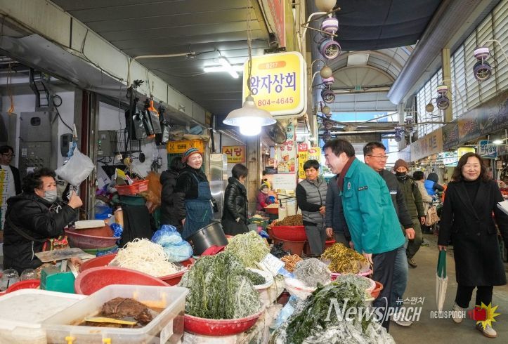 전통시장 방문 상인 격려 및 겨울철 화재예방 당부