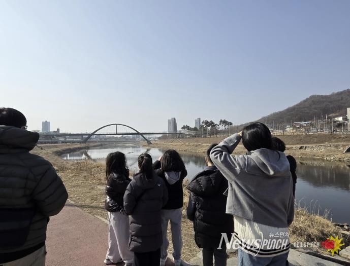 동두천시 남산모루 작은도서관, 따뜻해진 2월 겨울 철새 관찰 프로그램 진행