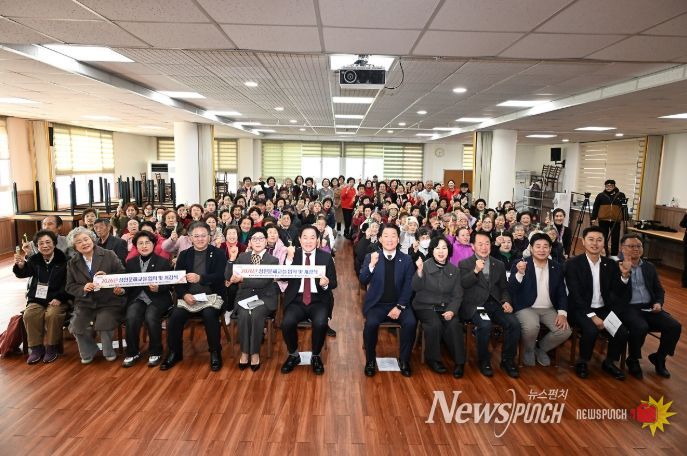 ‘배움에는 늦음이 없다’…평창군, 성인 문해교실 합동 입학 및 개강식 개최