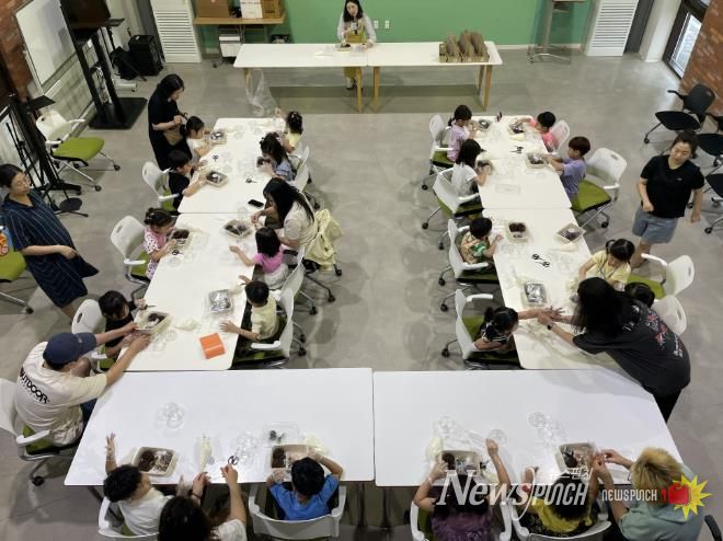 광양예술창고 시민 참여 체험 프로그램 나도예술가 운영 문화예술과(현장사진)