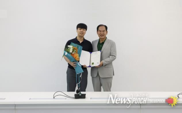 '당구 천재' 김행직, 2년 연속 '진도군 홍보모델' 위촉