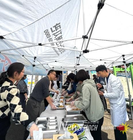 2026년 찾아가는 경로식당 '사랑의 밥차' 운영 사진
