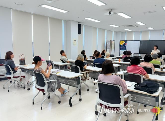 지난해 양산도서관 교양으로 읽는 서양고대사 운영사진